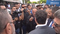 Babacan'a araba anahtarını uzatan vatandaş: Bunu Erdoğan'a hediye mi etseniz, binemiyoruz ki