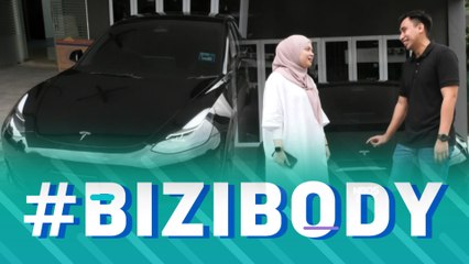 Canggih betul! Influencer Nini Comei tunjuk kehebatan Tesla… semuanya control pakai handphone je!