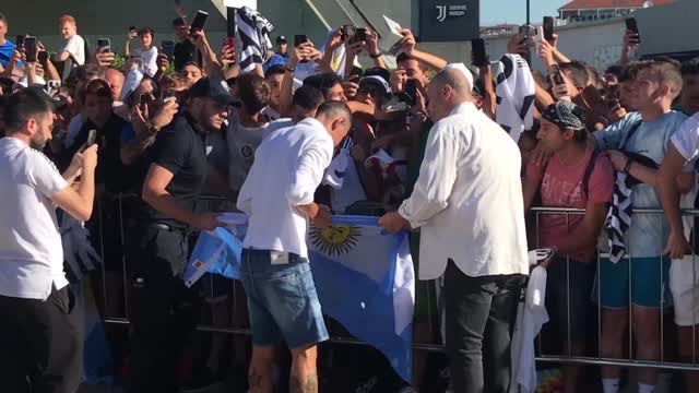 Juventus Turin - Le bel accueil des tifosi pour Angel Di Maria