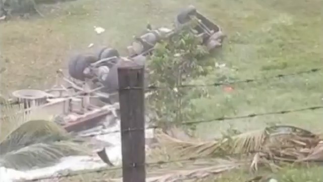 Aparatoso accidente en la vía Medellín – Bogotá deja cuatro personas muertas