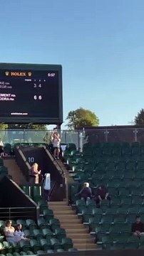 Nolwenn Leroy à Wimbledon pour soutenir son compagnon Arnaud Clément.