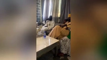Tout juste après sa libération: Cheikh Abdou Bara Dolly reçoit Serigne...