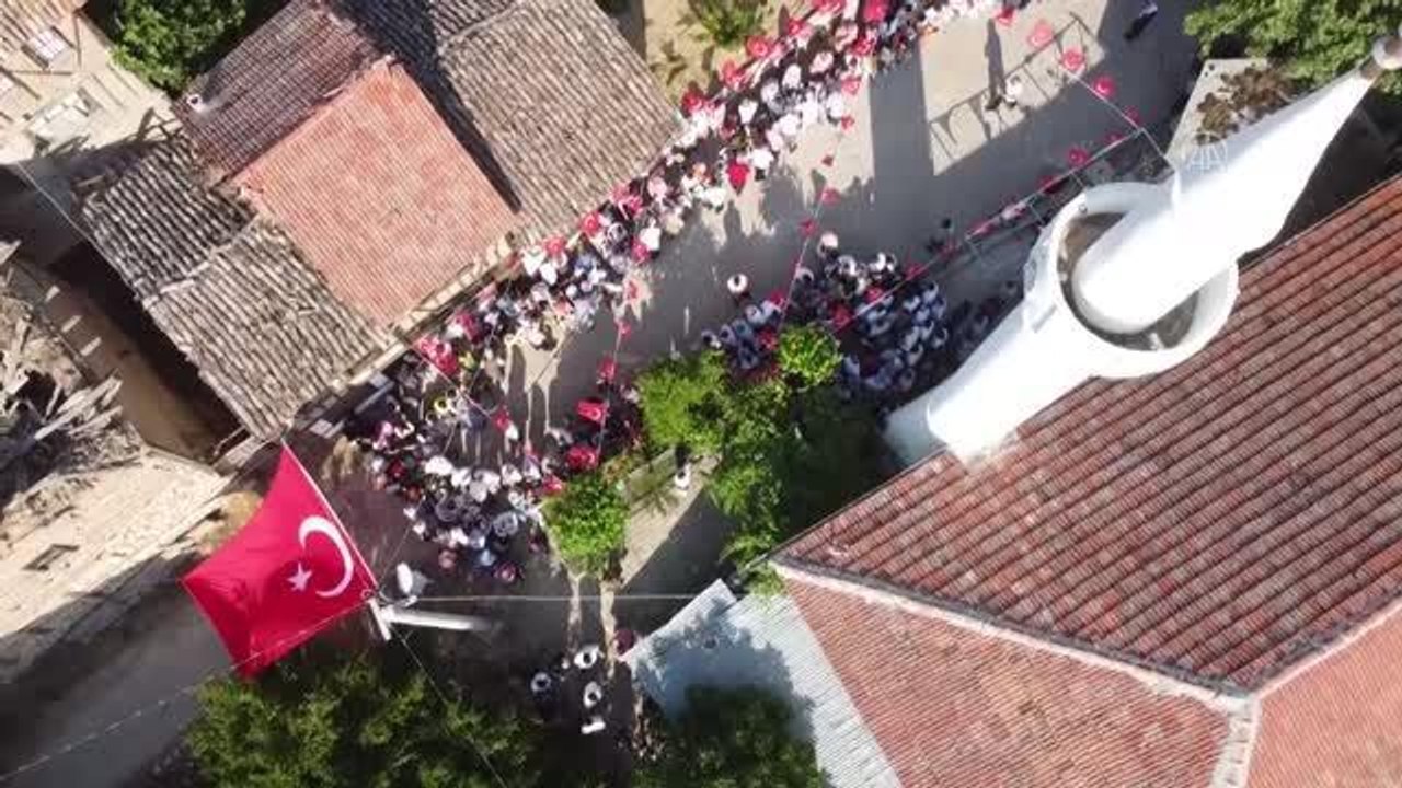 6 asırlık "şeker atma" geleneği yeniden yaşatıldı