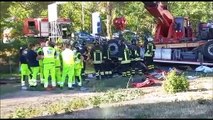 Perugia, camion vola giù dal viadotto: muore l'autista. La tragedia vicino a un supermercato