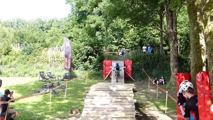 Enduro de la Semoy 2022 - finish Croix d'Enfer jour 1