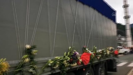 Son dakika haber! Potoçari Anıt Mezarlığı'na ulaşan Srebrenitsa kurbanlarının cenazeleri gözyaşlarıyla karşılandı