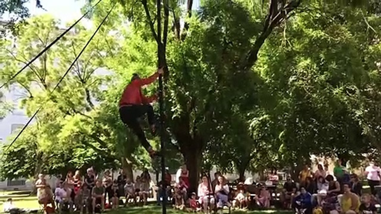 Spectacle du OFF de Mimos : "Playground" de la compagnie Primavez