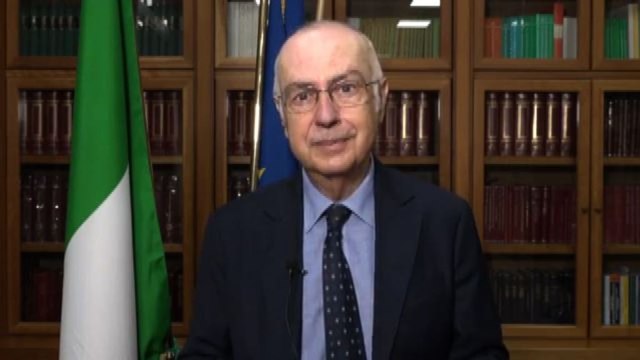 Covid, Rezza: prudenza e mascherine in caso di aggregazioni