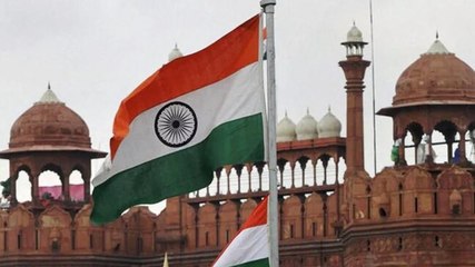 Face-off over Tiranga: Should tricolour be only in khadi?