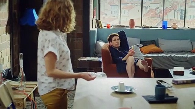 Plus Belle la Vie - Babeth VS Léa, la guerre des femmes enceintes