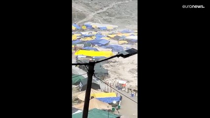 فيديو: مقتل 13 وفقد عشرات الحجاج الهندوس إثر عاصفة مطيرة في كشمير