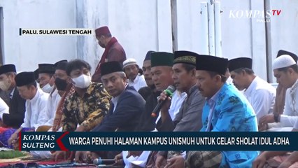 Warga Penuhi Halaman Kampus Unismuh Untuk Gelar Sholat Idul Adha