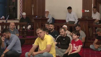 Kocaeli'de camiler bayram namazı için doldu