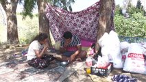 İzmir'de Kirasını Ödeyemeyen Aile, Bayram Arifesi 2 Yaşındaki Kızları ile Birlikte Sokakta Kaldı