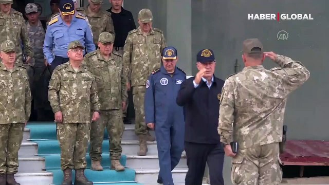 Bakan Akar ve TSK komuta kademesi Dağlıca’da