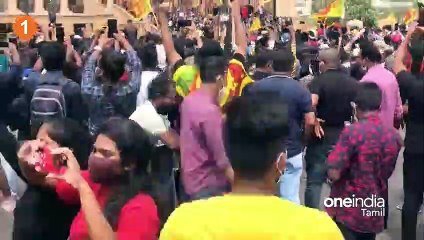 வெடித்தது போராட்டம்.. இலங்கை அதிபர் மாளிகையை முற்றுகையிட்ட போராட்டக்காரர்கள்