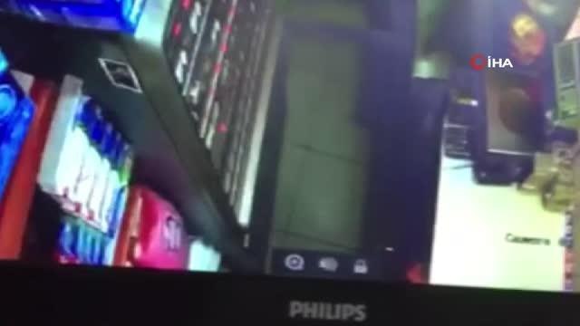 Kolonya ile oyun faciaya neden oluyordu: Alevlerin sıçradığı adam yanmaktan son anda kurtuldu