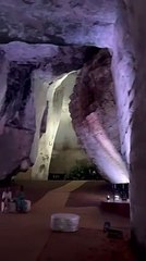 Sharon Stone all'evento Dolce&Gabbana a Siracusa: incantata dalla Grotta dei Cordari