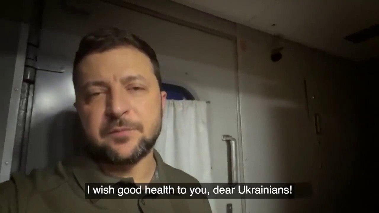 Zelensky's address on visiting the city of Dnipro. ENG SUB