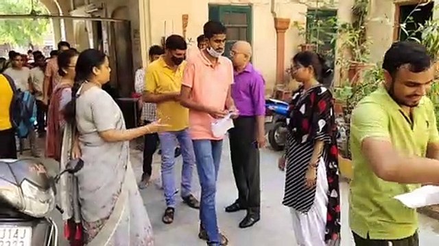 ग्राम विकास अधिकारी सीधी भर्ती परीक्षा - 92.93 फीसदी अभ्यार्थी हुए शामिल