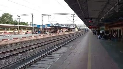 आईडी को लेकर यात्रियों व टीटीई के बीच हाथापाई, परस्पर मामले दर्ज