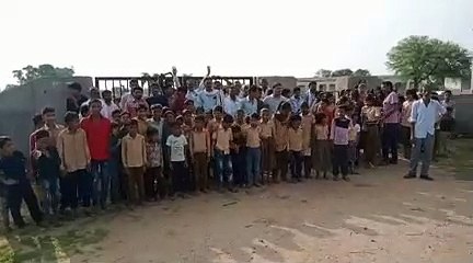 दौसा. पीपल्या-चेनपुरा में विद्यालय के जड़ा ताला