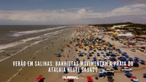 Verão em Salinas: banhistas movimentam a praia do Atalaia neste sábado