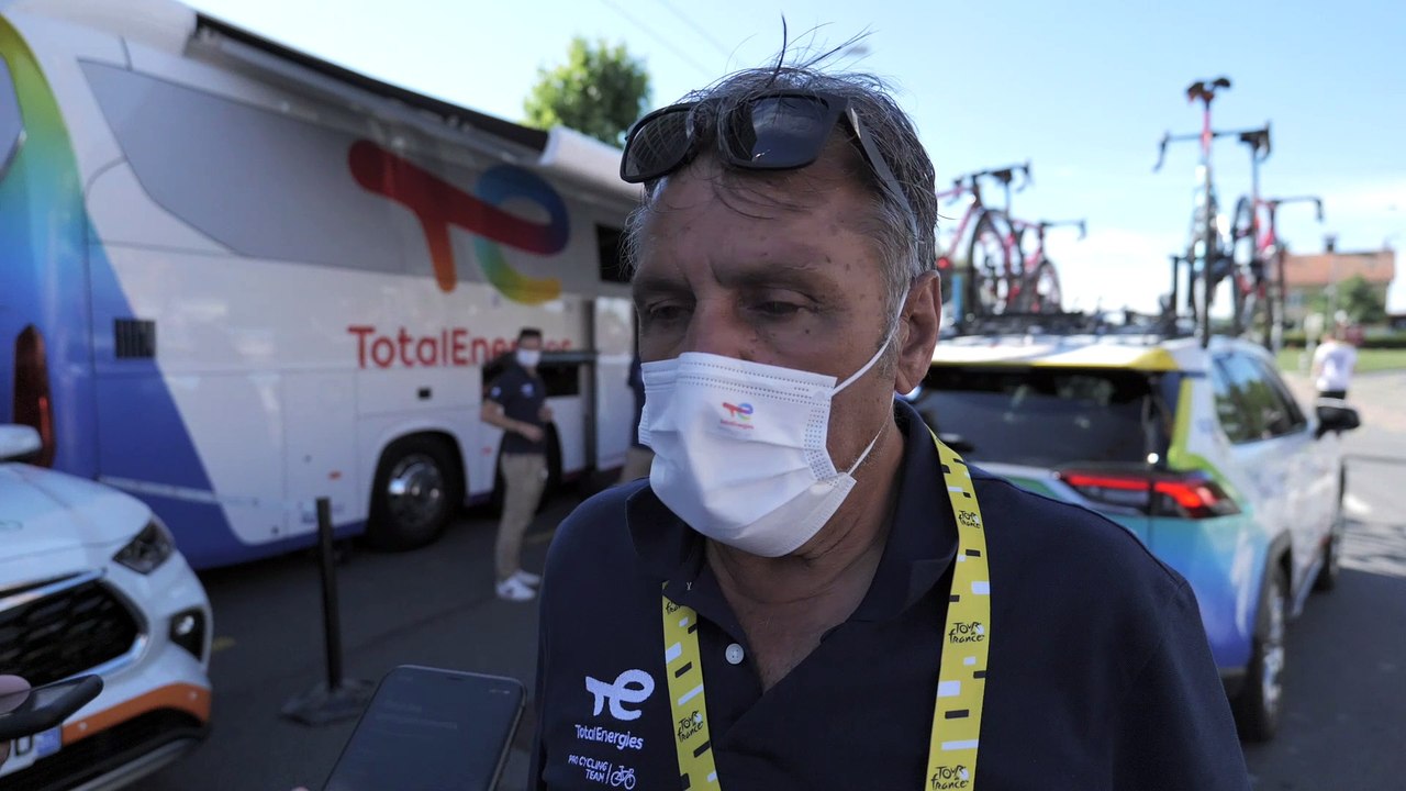 Tour de France 2022 - Jean-René Bernaudeau et le Covid sur le Tour : "Je suis assez fâché, le Tour doit mieux protéger la bulle coureur, il faut resserrer la visse !""