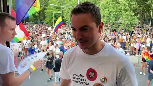 Juan Lobato carga contra Ayuso por no acudir al Orgullo: “¿Dónde está en esta fiesta de la libertad?”