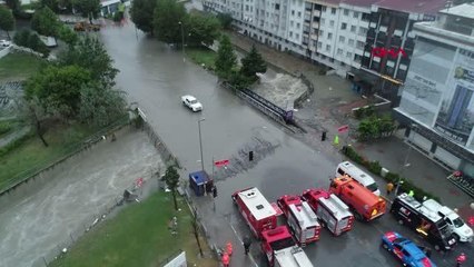 ESENYURT'TA SEL FELAKETİNİN DRONE GÖRÜNTÜSÜ