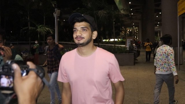 Munawar Faruqui Spotted | Munawar Faruqui | Munawar spotted at airport | Munawar Faruqui GF Nazila