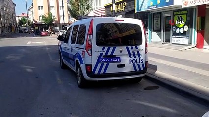 Bayram için Sivas'a gelmişti, kaldığı evde ölü bulundu