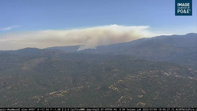 Un incendio en el parque de Yosemite amenaza un bosque de secuoyas gigantes