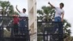 Bakrid 2022: Shahrukh Khan का Son Abram के साथ Fans Greet Mannat House Balcony  FULL VIDEO|Boldsky