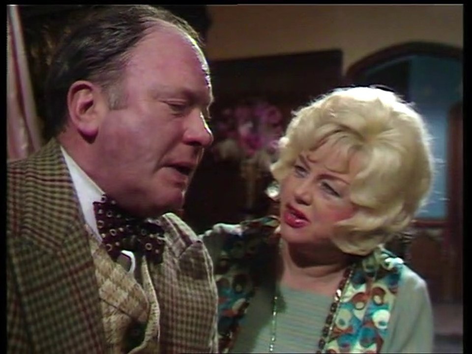 Just William (1977) - S01E13 - High Quality DVD -  William Clears the Slums - Diana Dors