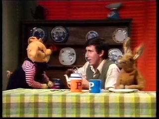 Pipkins (1973) - S14E08 - Love Thy Neighbour - Classic Children's TV Show