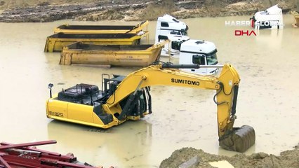İstanbul'da 20 kamyon,  4 iş makinesi suya gömüldü: Burada milyarlarca zarar var