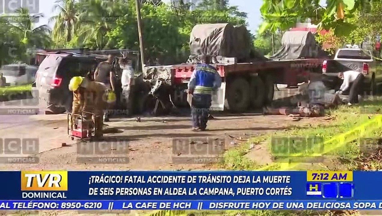 ¡TRÁGICO! Al menos 6 muertos en brutal choque entre camioneta y rastra en Puerto Cortés