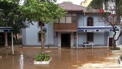 Sarıyer'de yoğun yağıştan dolayı camiyi su bastı
