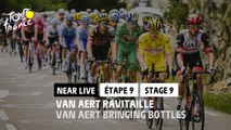 Van Aert ravitaille ses coéquipiers / Van Aert bringing bottles to his teammates - Étape 9 / Stage 9 - #TDF2022