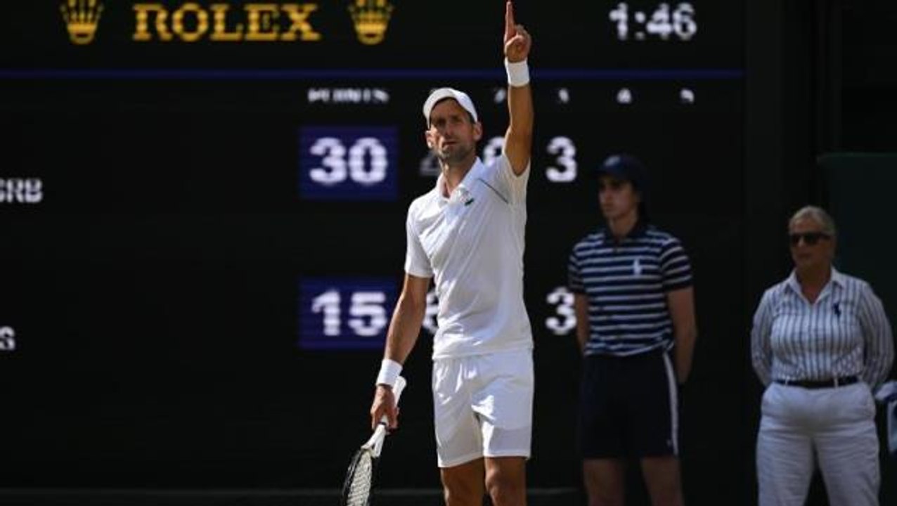 Son Dakika: Wimbledon'da şampiyon Novak Djokovic! Üst üste 4. kez mutlu sona ulaştı
