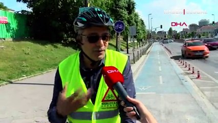 İstanbul'un bisiklet yolları araçların işgali altında: "Birçok bisiklet yolu bir yerlere ulaşmıyor"