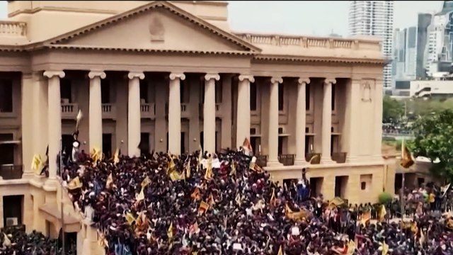 श्रीलंका में सरकार का संकट बरकरार, कोलोंबो में दो गुटों में झड़प हुई है | Sri Lanka Crisis