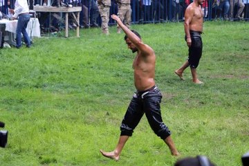 16. Kunduz Yağlı Güreşleri'nin başpehlivanı Mustafa Taş oldu