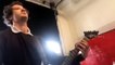 Joseph Quinn de Stranger Things s'entraine à jouer MASTER OF PUPPETS de Metallica  à la guitare