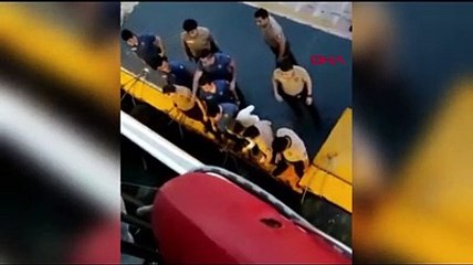 Adalar vapurunda ortalık savaş alanına döndü