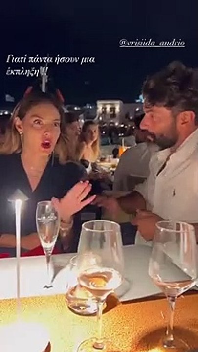 Ανδριώτου: Αποκάλυψε ποιο τραγούδι της αφιέρωνε ο Μαρτίκας στο Survivor! Το τραγούδησε και στην Πάρο