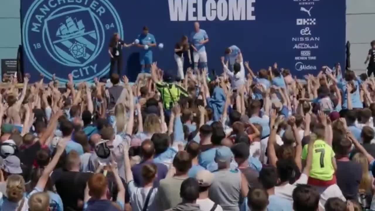 Se pasó el juego en todos los sentidos: el 'troleo' de Haaland en su presentación