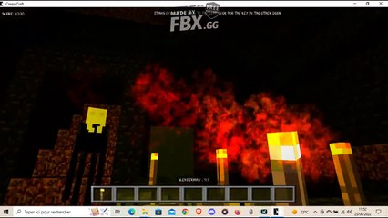 JE TESTE LE JEU QUI S'APPELLE CREEPYCRAFT