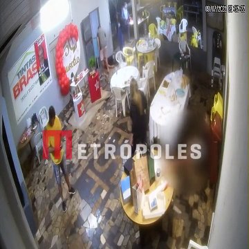 Vídeo mostra momento em que policial penal invade festa e atira contra dirigente petista em Foz do Iguaçu